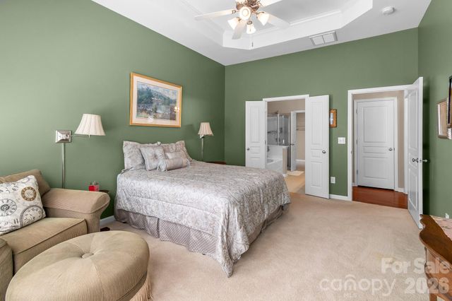 8339 Brookings Drive, Charlotte, NC 28269