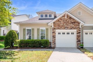 8339 Brookings Drive, Charlotte, NC 28269