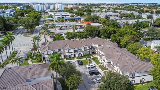8810 W Flagler Street 4, Miami, FL 33174