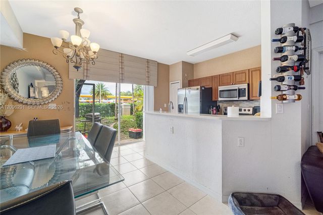 8810 W Flagler Street 4, Miami, FL 33174