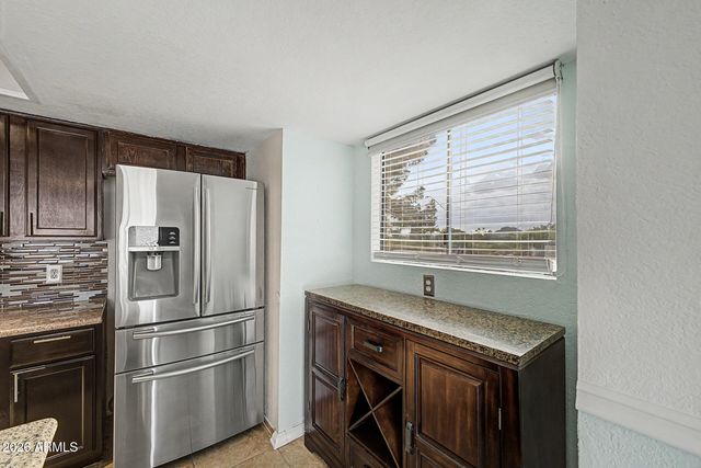 7502 E THOMAS Road 301, Scottsdale, AZ 85251