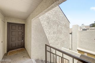 7502 E THOMAS Road 301, Scottsdale, AZ 85251