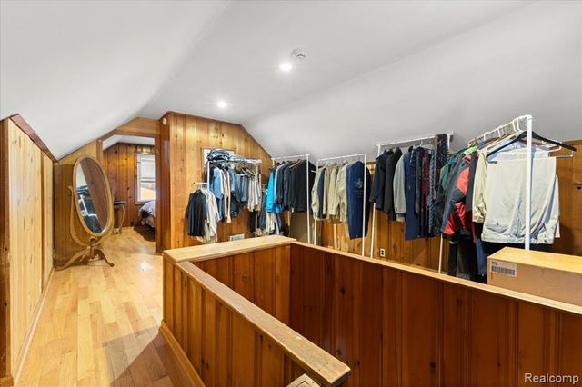 4175 Motorway Drive, Waterford, MI 48328