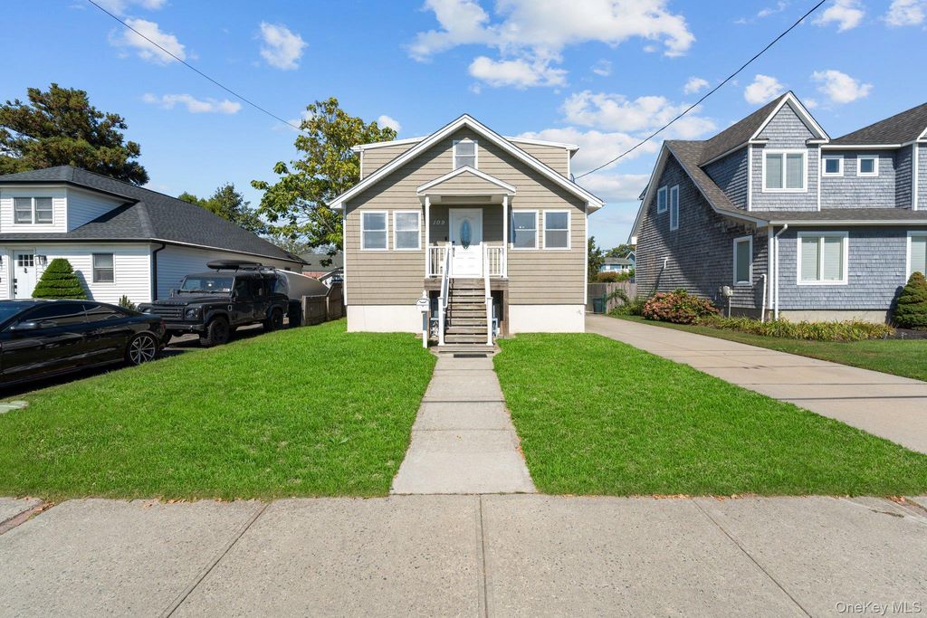 109 Laurel Street, Patchogue, NY 11772 — exterior