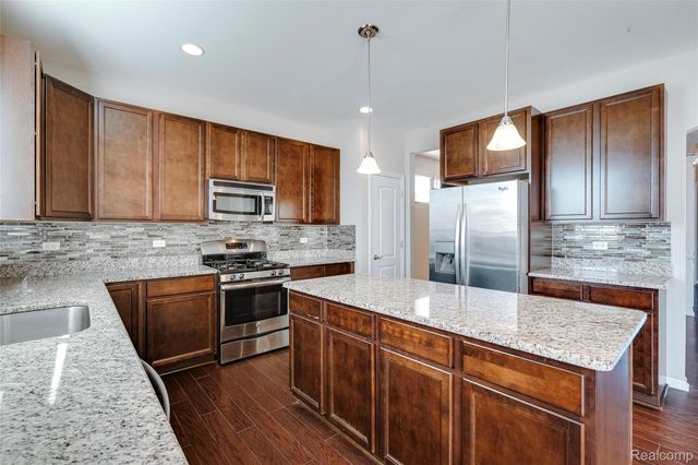 51026 Upland View Street, Canton Charter Township, MI 48188