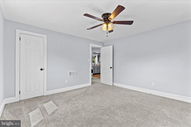 113 CHURCH ST, Seven Valleys, PA 17360