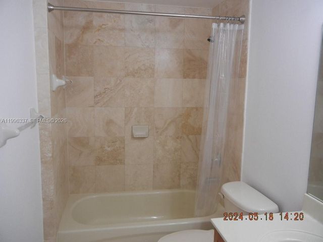 215 SW 42nd Ave PH07, Miami, FL 33134