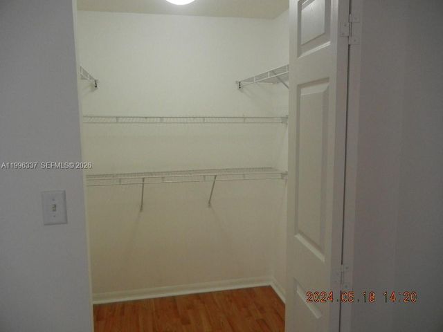 215 SW 42nd Ave PH07, Miami, FL 33134