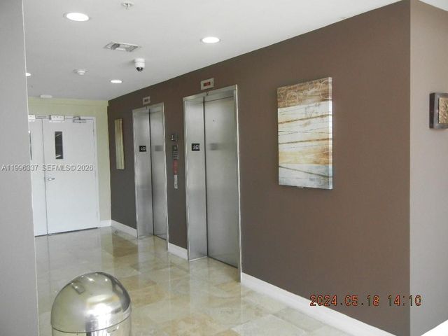 215 SW 42nd Ave PH07, Miami, FL 33134