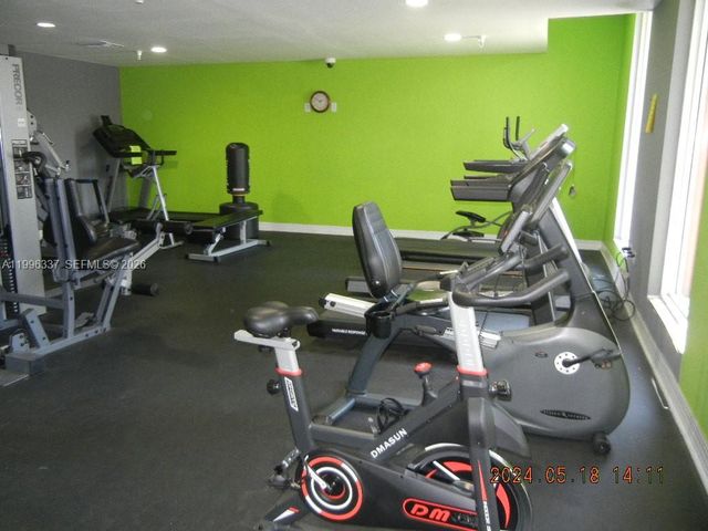 215 SW 42nd Ave PH07, Miami, FL 33134