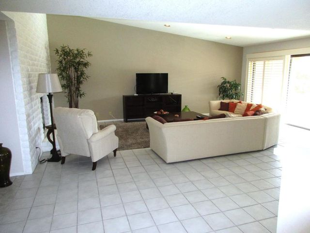 85 Conejo Circle, Palm Desert, CA 92260