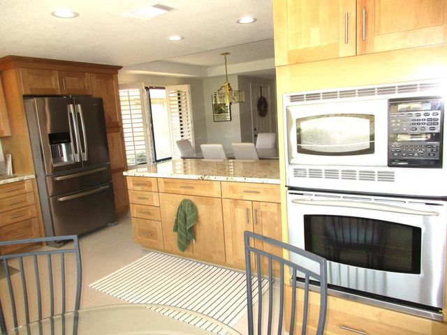 85 Conejo Circle, Palm Desert, CA 92260