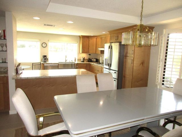 85 Conejo Circle, Palm Desert, CA 92260