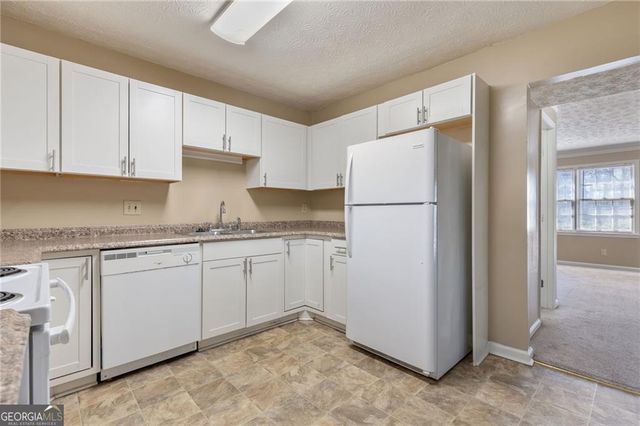 375 Dixie Court, Lawrenceville, GA 30046