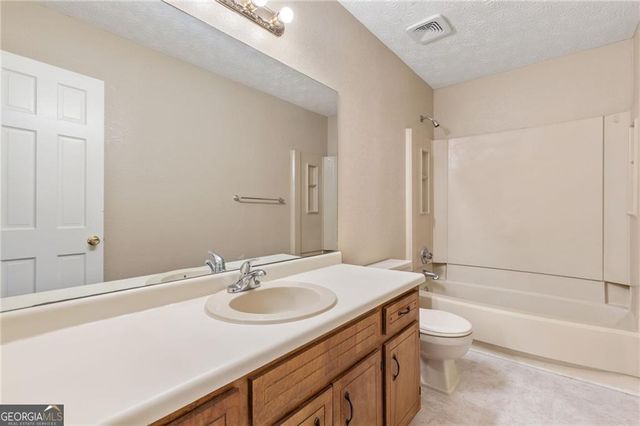 375 Dixie Court, Lawrenceville, GA 30046