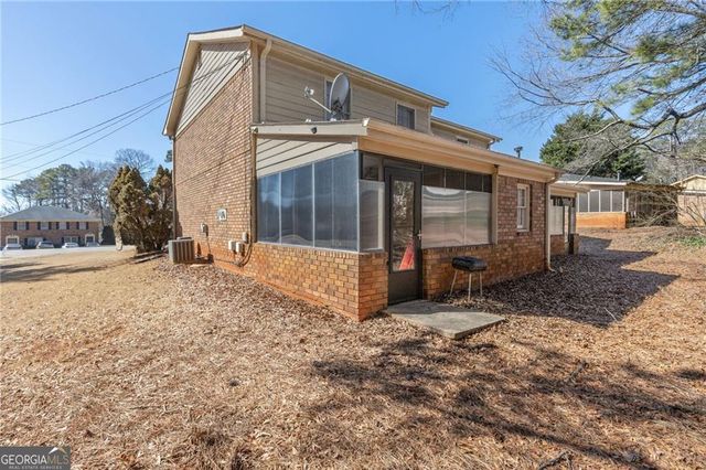 375 Dixie Court, Lawrenceville, GA 30046