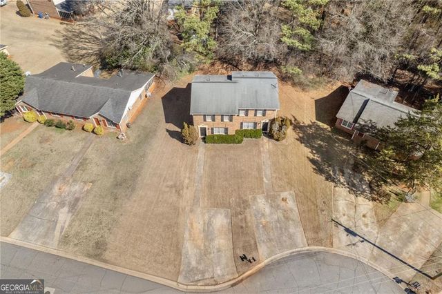 375 Dixie Court, Lawrenceville, GA 30046