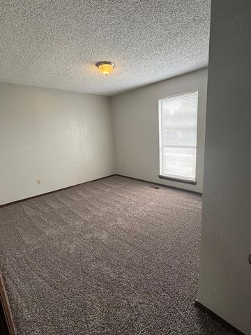 10501 Cecilia Drive, Oklahoma City, OK 73162