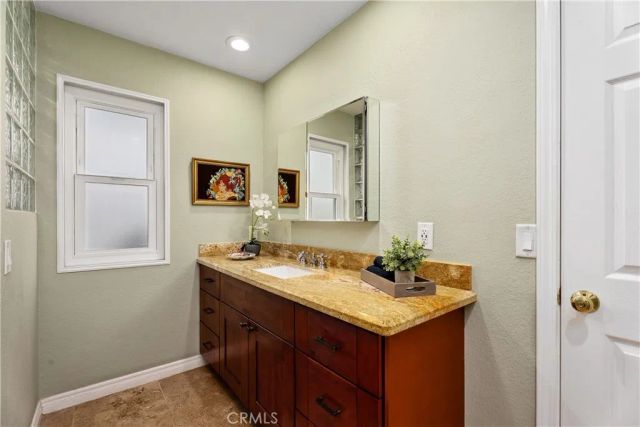 23436 Villena, Mission Viejo, CA 92692