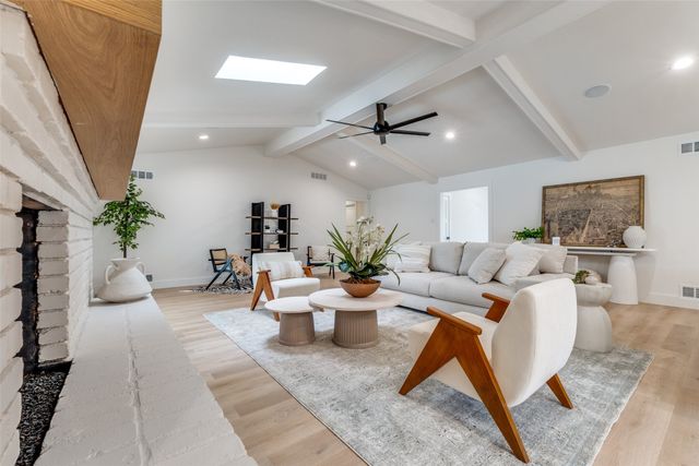 9406 Arborhill Drive, Dallas, TX 75243