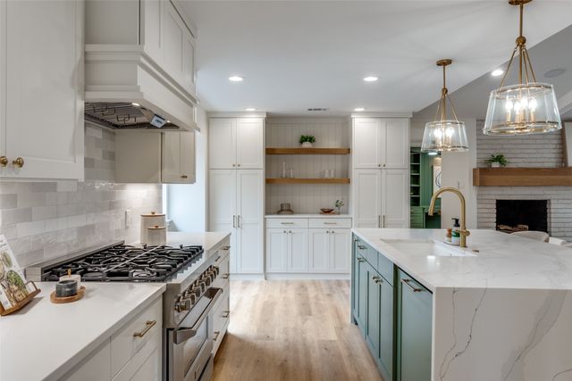 9406 Arborhill Drive, Dallas, TX 75243