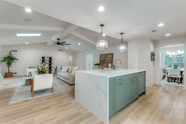 9406 Arborhill Drive, Dallas, TX 75243