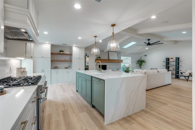 9406 Arborhill Drive, Dallas, TX 75243