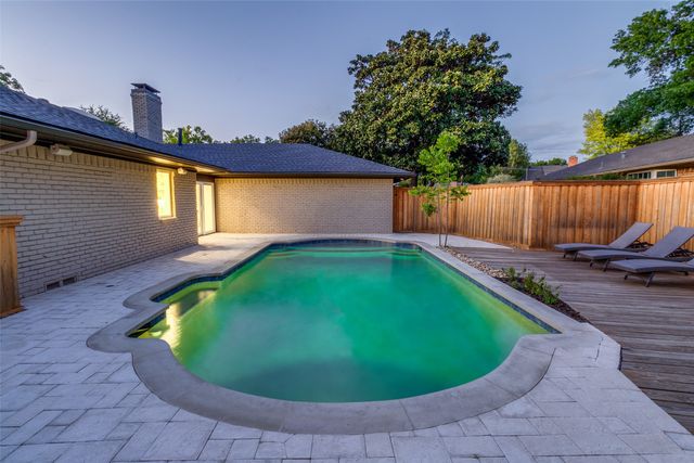 9406 Arborhill Drive, Dallas, TX 75243
