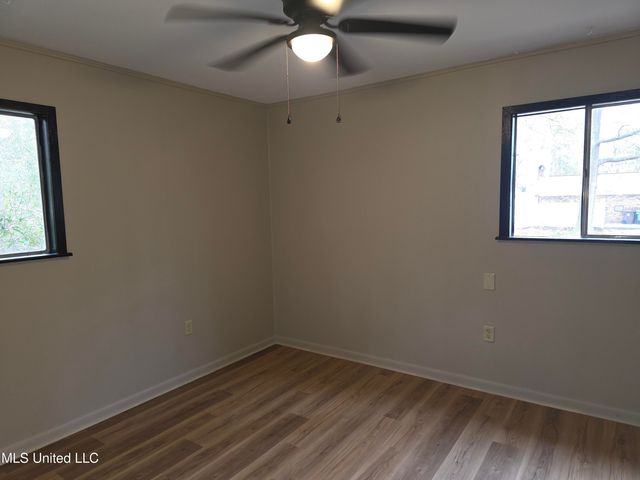 2815 Hillside Drive, Hattiesburg, MS 39401