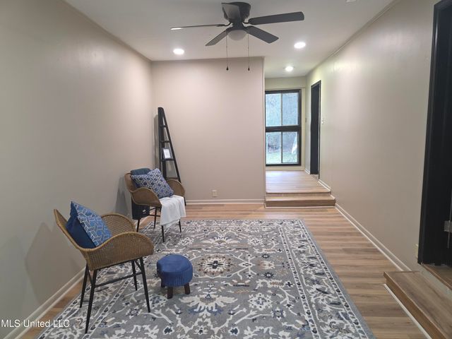 2815 Hillside Drive, Hattiesburg, MS 39401