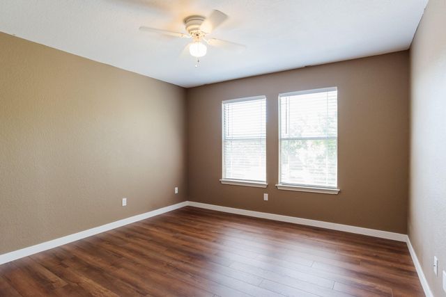 532 Sampson, Kyle, TX 78640