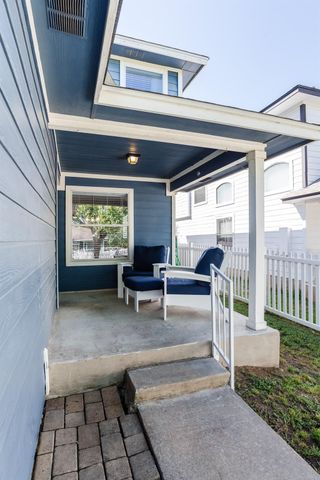 532 Sampson, Kyle, TX 78640