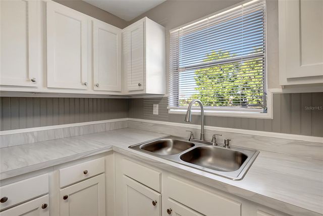 7902 ALLAMANDA AVENUE, Tampa, FL 33619