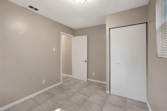 7902 ALLAMANDA AVENUE, Tampa, FL 33619