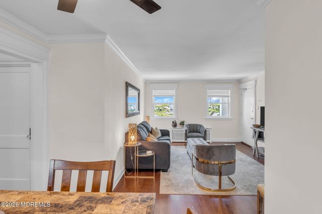 302 Deal Lake Drive 19, Asbury Park, NJ 07712