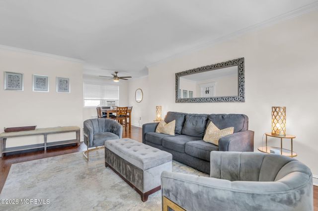 302 Deal Lake Drive 19, Asbury Park, NJ 07712