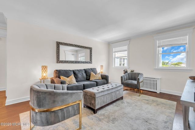 302 Deal Lake Drive 19, Asbury Park, NJ 07712