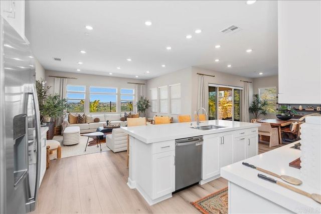 660 Westbrook Loop, San Marcos, CA 92078