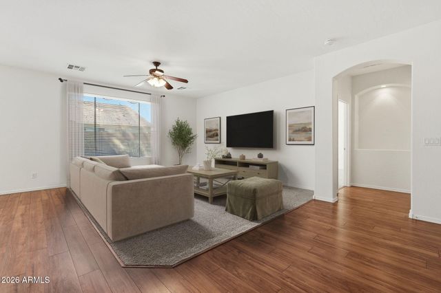 1527 E IRENE Drive, Casa Grande, AZ 85122