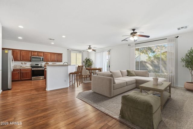 1527 E IRENE Drive, Casa Grande, AZ 85122