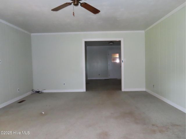 641 W Nc Highway 561 W, Aulander, NC 27805