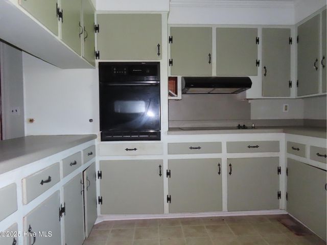 641 W Nc Highway 561 W, Aulander, NC 27805