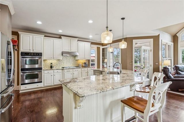 3020 Woodbridge Lane, Canton, GA 30114