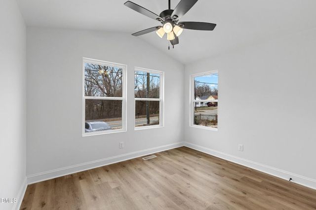 608 W Holt Street, Mebane, NC 27302