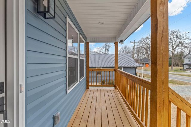 608 W Holt Street, Mebane, NC 27302