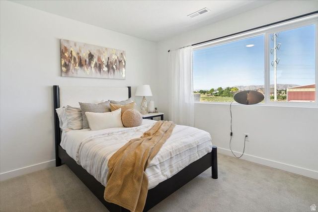 662 N PLAINSMAN DR, Spanish Fork, UT 84660