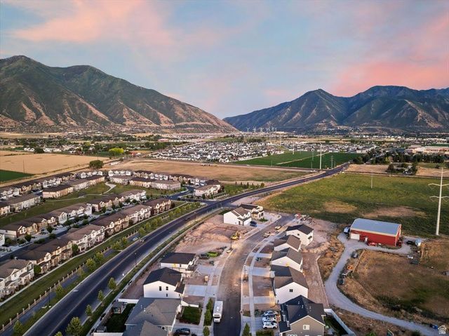 662 N PLAINSMAN DR, Spanish Fork, UT 84660