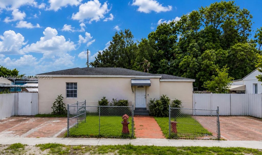 580 SE 2nd Street, Hialeah, FL 33010