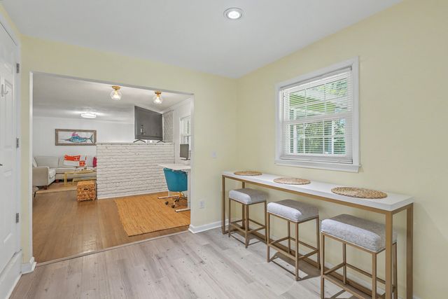 737 Canary Drive, Charleston, SC 29414