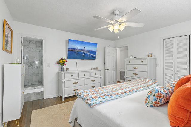 737 Canary Drive, Charleston, SC 29414